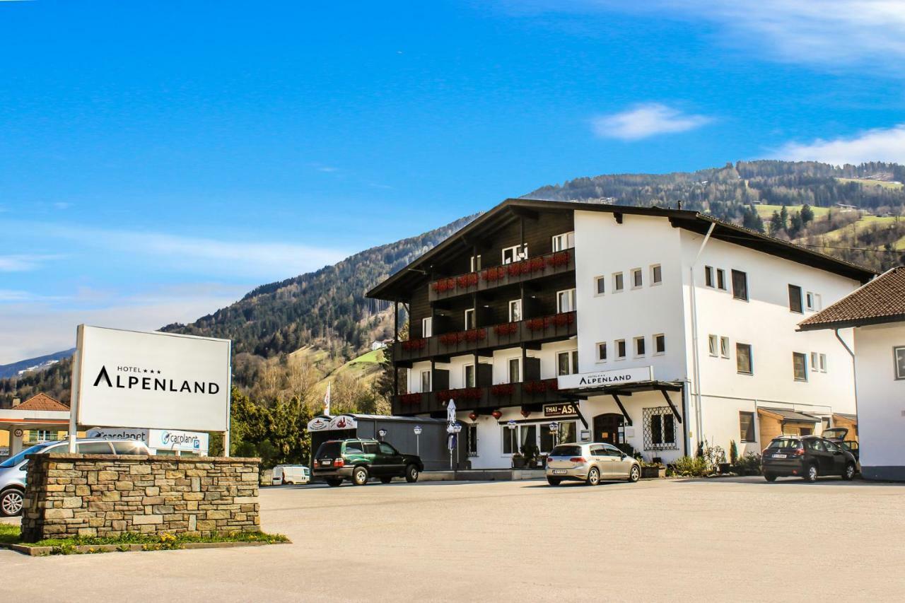Hotel Alpenland Wattens Bagian luar foto